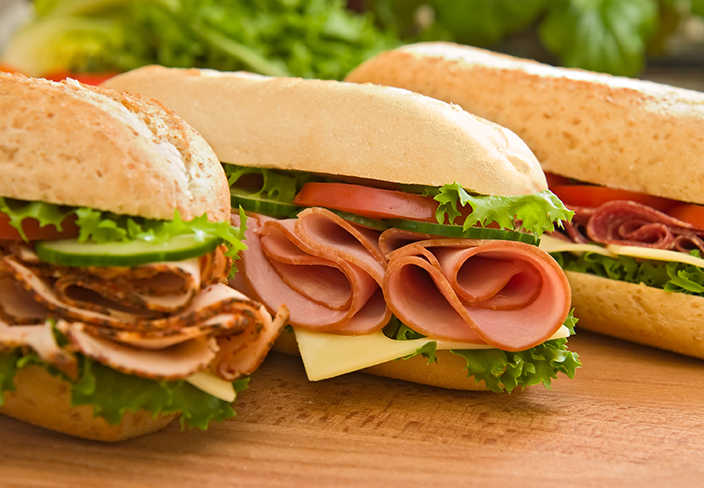 sandwiche-classique-aux-3-snacks-seraing
